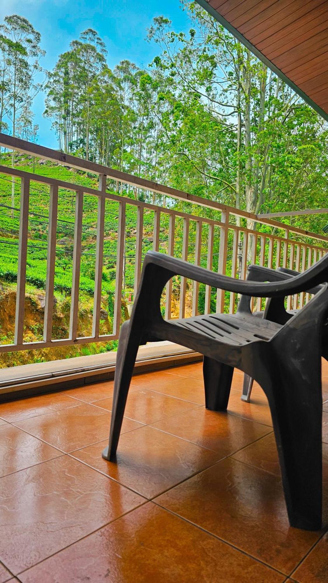 Adams Peak Grand Hotel Nallathanniya Exterior foto
